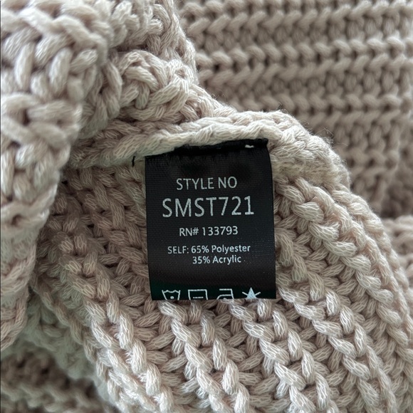 POL Off-the-Shoulder Cream Large Knit Cropped Sweater size L - Picture 8 of 8